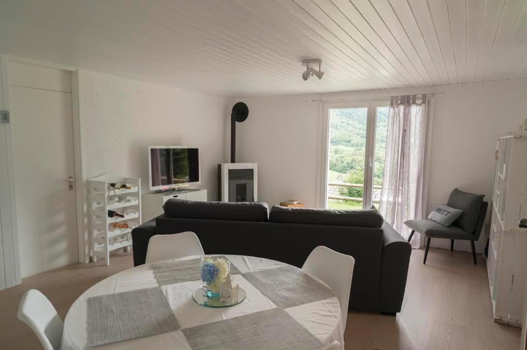 Modern Charme Studio In Chalet Villa Ponto Valentino Kültér fotó